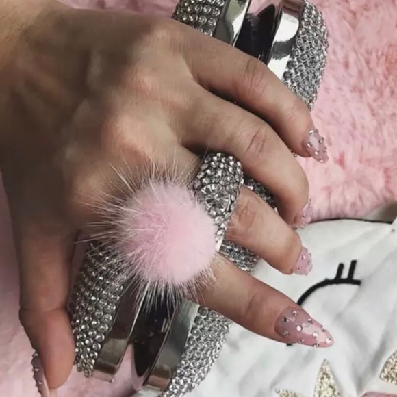 Handbag - Picture 3 of 4